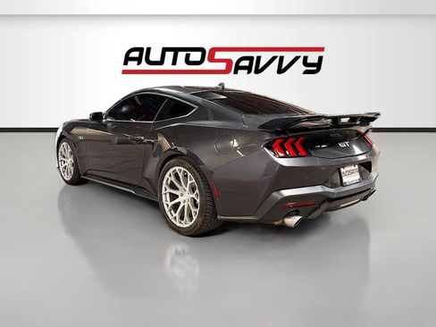 Used 2024 Ford Mustang GT RWD image 5