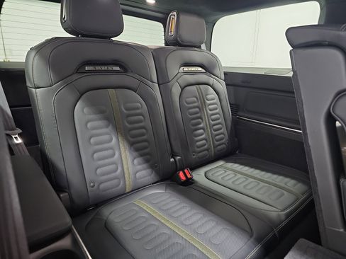 Used 2024 Rivian R1S Adventure AWD/4WD image 22