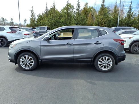 Used 2020 Nissan Rogue Sport S w/ Appearance Package FWD image 22