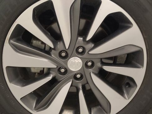Used 2017 Buick Encore Essence FWD image 31