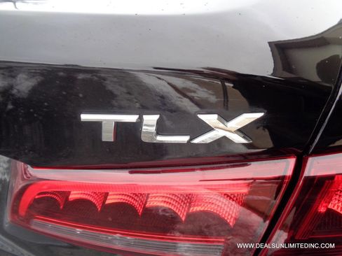 Used 2016 Acura TLX V6 image 5
