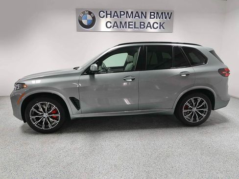 Used 2026 BMW X5 sDrive40i w/ M Sport Package RWD image 3