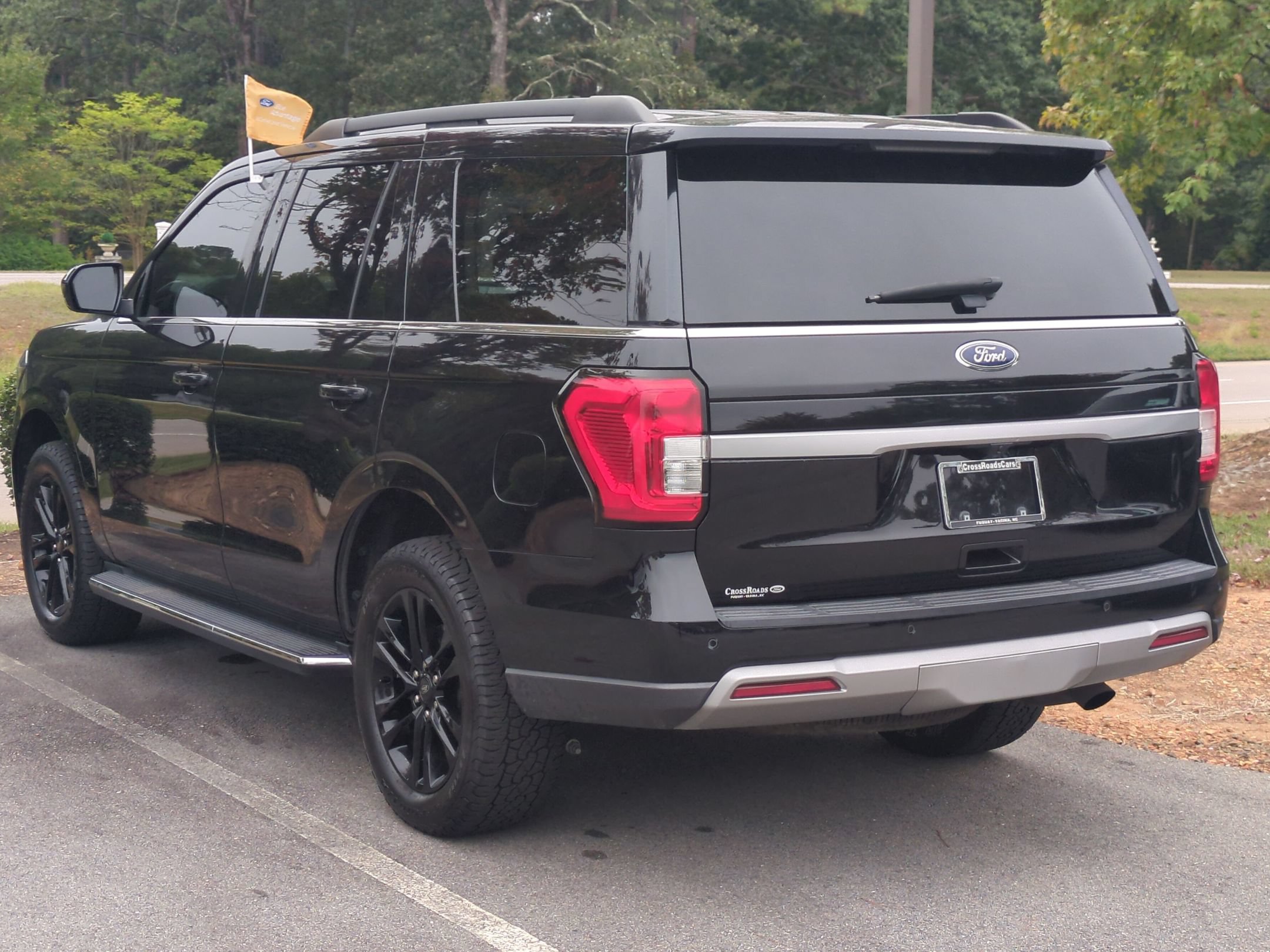 Certified 2022 Ford Expedition XLT AWD/4WD image 5