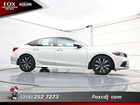 Used 2023 Honda Civic EX image 25