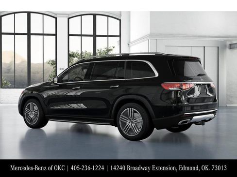 Used 2026 Mercedes-Benz GLS 450 GLS 450 image 30