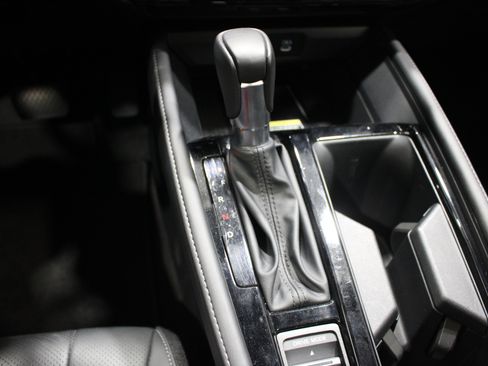 Used 2024 Honda Accord Touring image 20