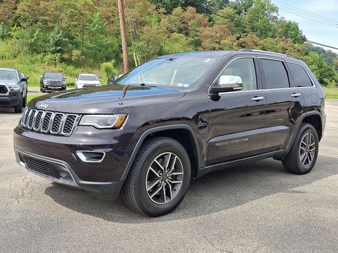 Used 2021 Jeep Grand Cherokee Limited w/ Sun & Sound Group AWD/4WD image 3