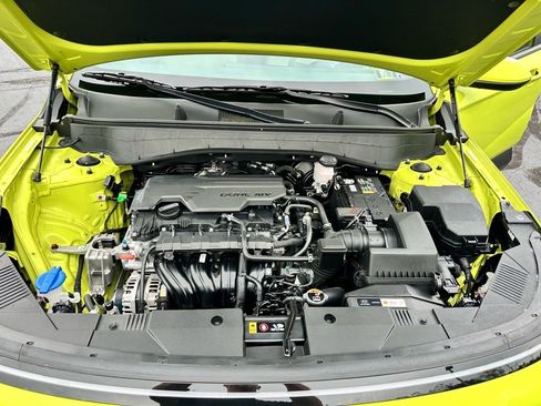 Used 2024 Hyundai Kona SE image 28