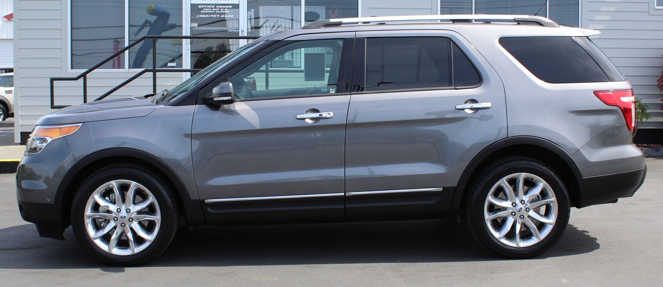 Used 2013 Ford Explorer Limited AWD/4WD image 3