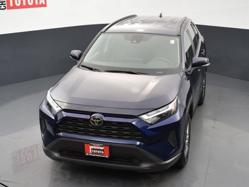 Used 2024 Toyota RAV4 XLE FWD image 22