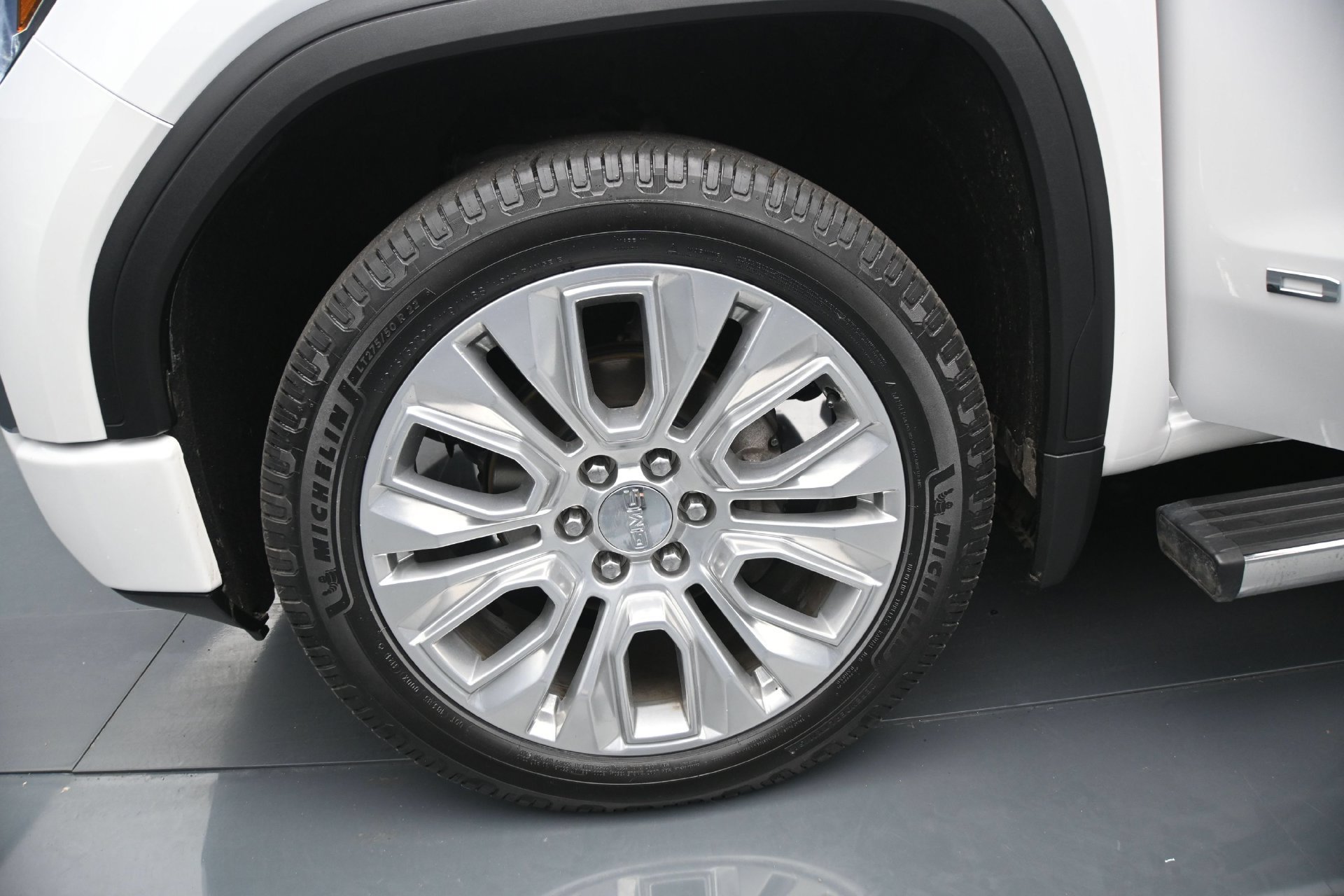 Used 2022 GMC Sierra 1500 Denali w/ Denali Premium Package AWD/4WD image 27