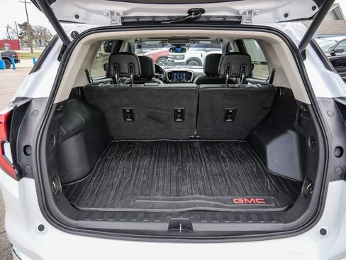 Used 2019 GMC Terrain Denali w/ Advanced Safety Package image 12