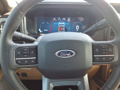 Used 2026 Ford F450 Lariat AWD/4WD image 18
