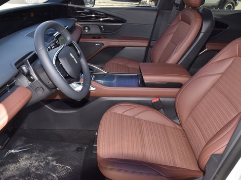 New 2026 Lincoln Nautilus Reserve w/ Jet Appearance Package image 13