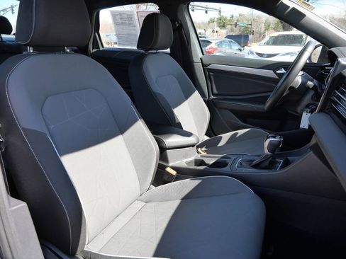 Used 2025 Volkswagen Jetta Sport image 18