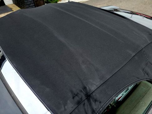 Used 2004 Ford Thunderbird Deluxe image 19