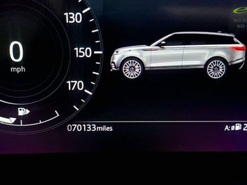 Used 2021 Land Rover Range Rover Velar R-Dynamic S AWD/4WD image 57