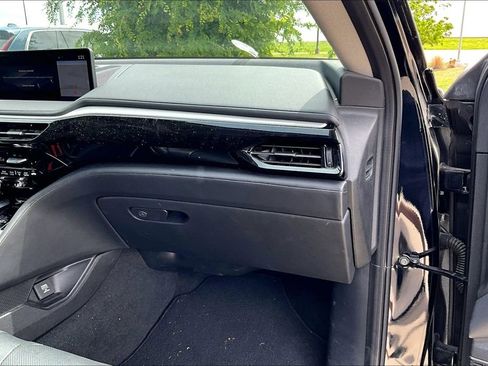 Used 2024 Acura MDX FWD w/ Technology Package image 19