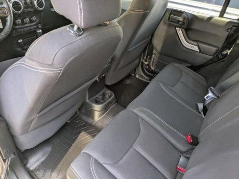 Used 2015 Jeep Wrangler Unlimited Sahara w/ Connectivity Group image 16