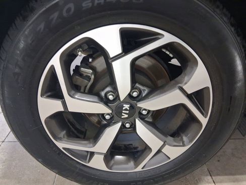 Used 2020 Kia Sportage LX FWD image 12