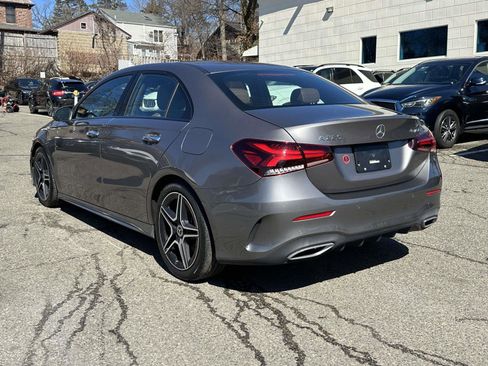 Used 2022 Mercedes-Benz A 220 4MATIC image 5
