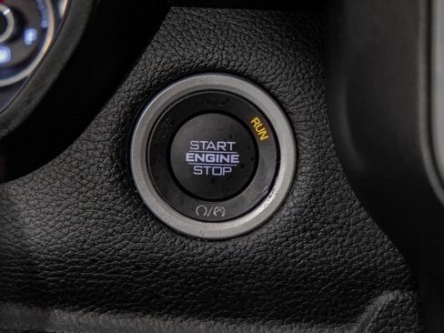 Used 2019 RAM 1500 Big Horn image 20