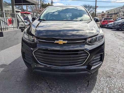Used 2020 Chevrolet Trax LS w/ Tint and Cruise Package image 7