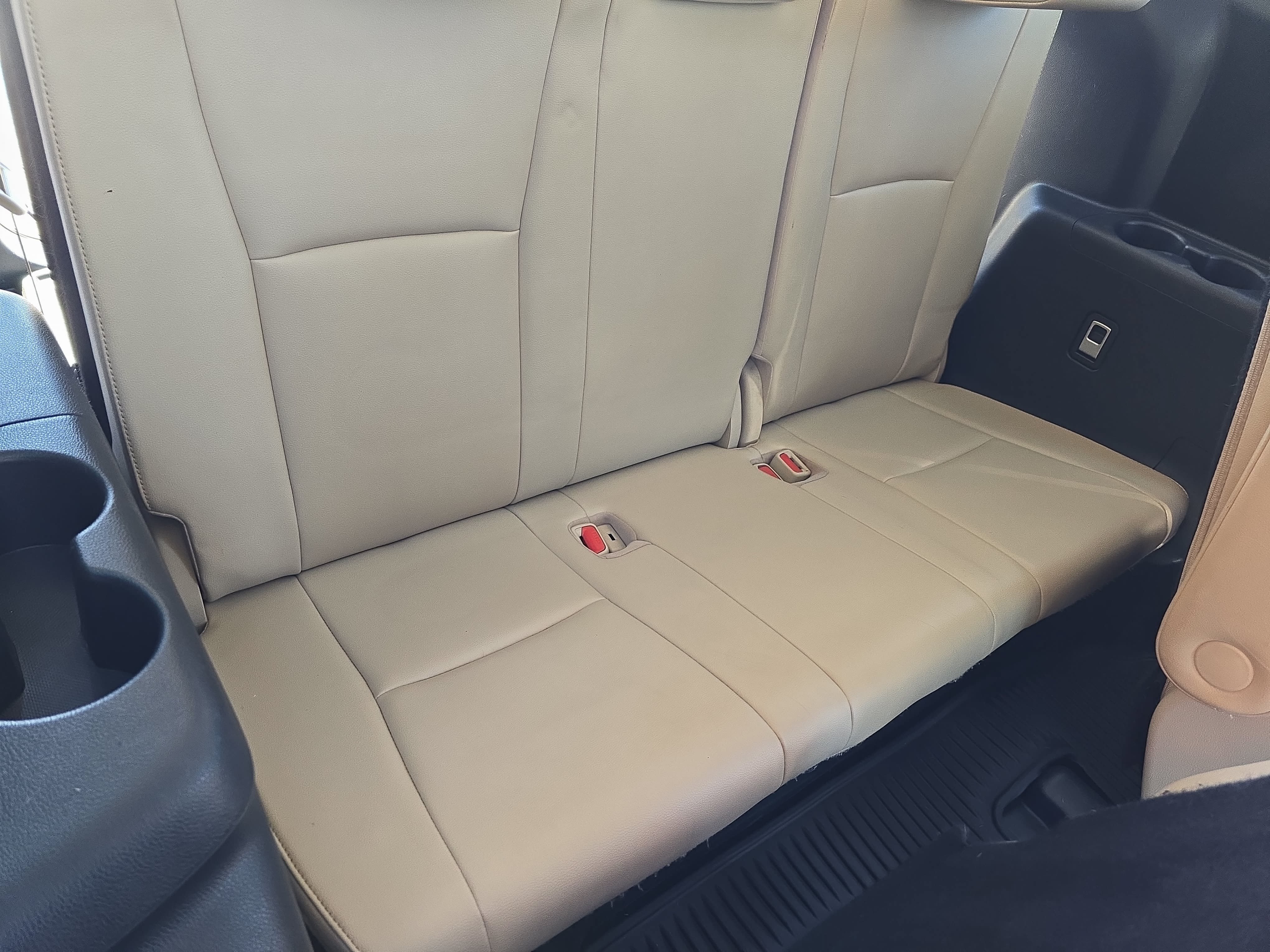 Used 2021 Toyota Highlander Platinum AWD/4WD image 12