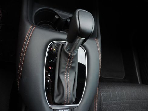 Used 2025 Honda HR-V Sport image 25