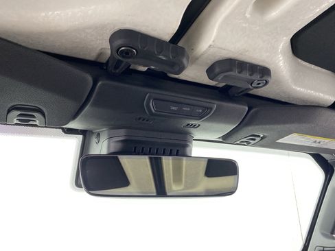 Used 2021 Jeep Gladiator Overland image 27