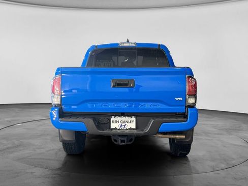 Used 2021 Toyota Tacoma TRD Sport image 5