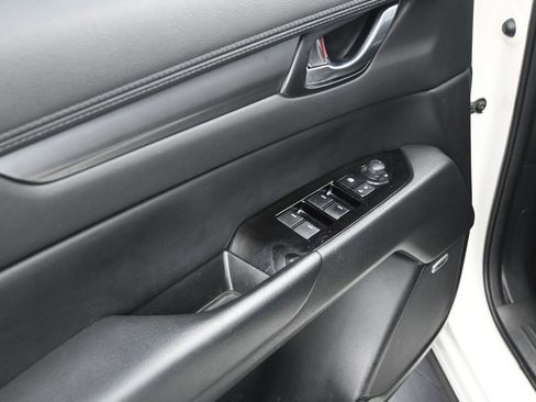 Used 2019 MAZDA CX-5 Touring FWD image 10