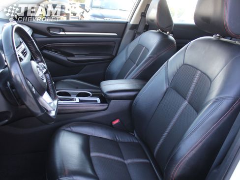 Used 2023 Nissan Altima 2.5 SR image 11