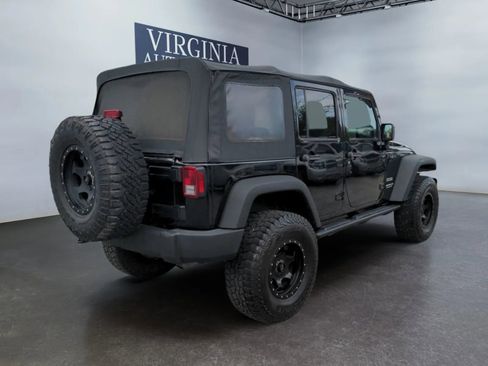 Used 2017 Jeep Wrangler Unlimited Sport w/ Quick Order Package 24S image 9