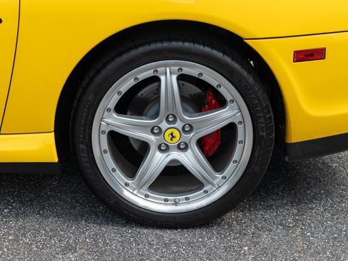 Used 2003 Ferrari 575M Maranello RWD image 10
