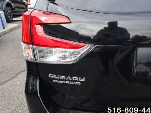 Used 2021 Subaru Forester Limited image 31