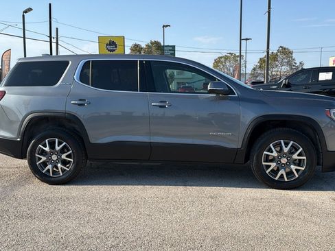 Used 2022 GMC Acadia SLE FWD image 8