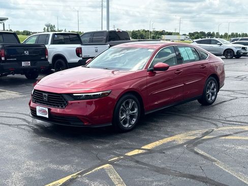 Certified 2024 Honda Accord EX image 7