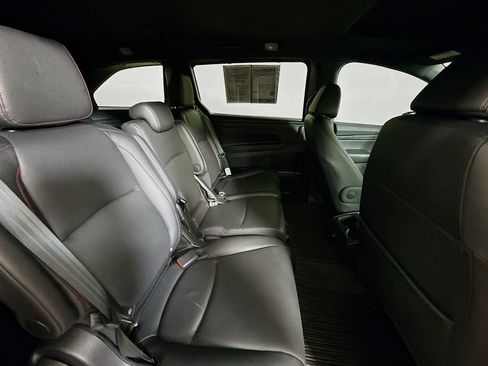 Used 2024 Honda Odyssey Sport image 25