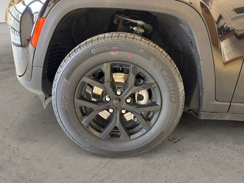 New 2026 Jeep Grand Cherokee Altitude AWD/4WD image 15