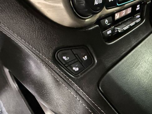 Used 2019 GMC Yukon XL Denali w/ Denali Ultimate Package AWD/4WD image 27