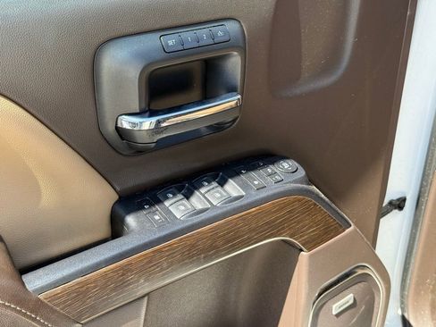 Used 2018 GMC Sierra 1500 Denali w/ Denali Ultimate Package image 12