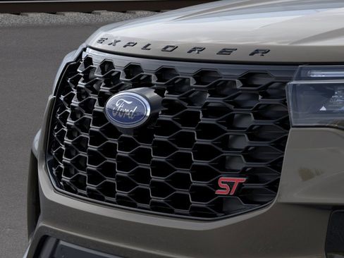 New 2026 Ford Explorer ST AWD/4WD image 17