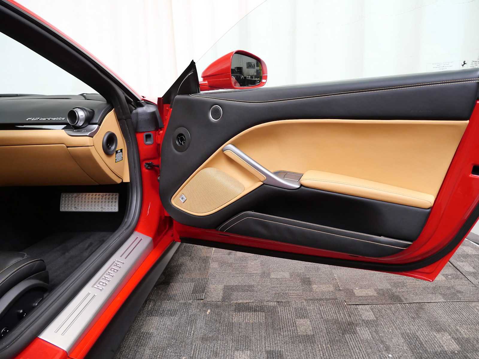 Certified 2015 Ferrari F12 Berlinetta RWD image 13