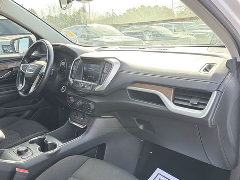 Used 2021 GMC Terrain SLE w/ Driver Convenience Package image 21