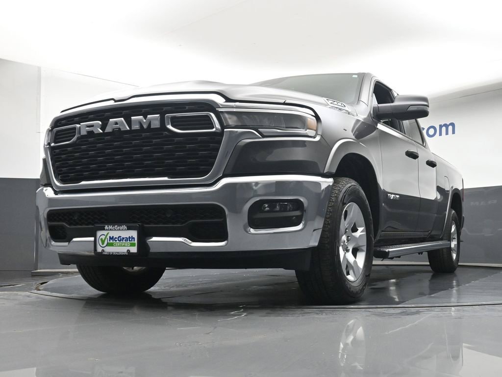 Used 2025 RAM 1500 Big Horn AWD/4WD image 7