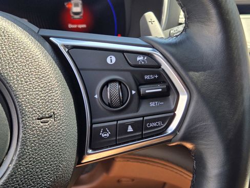 Used 2023 Acura MDX SH-AWD w/ Advance Package image 23