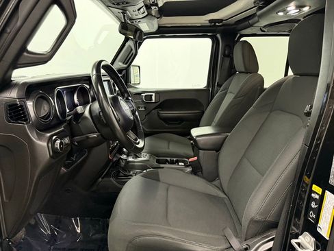 Used 2021 Jeep Wrangler Unlimited Sport w/ Technology Group image 12