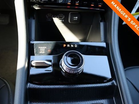 New 2025 Jeep Grand Cherokee Limited w/ Black Appearance Package image 24