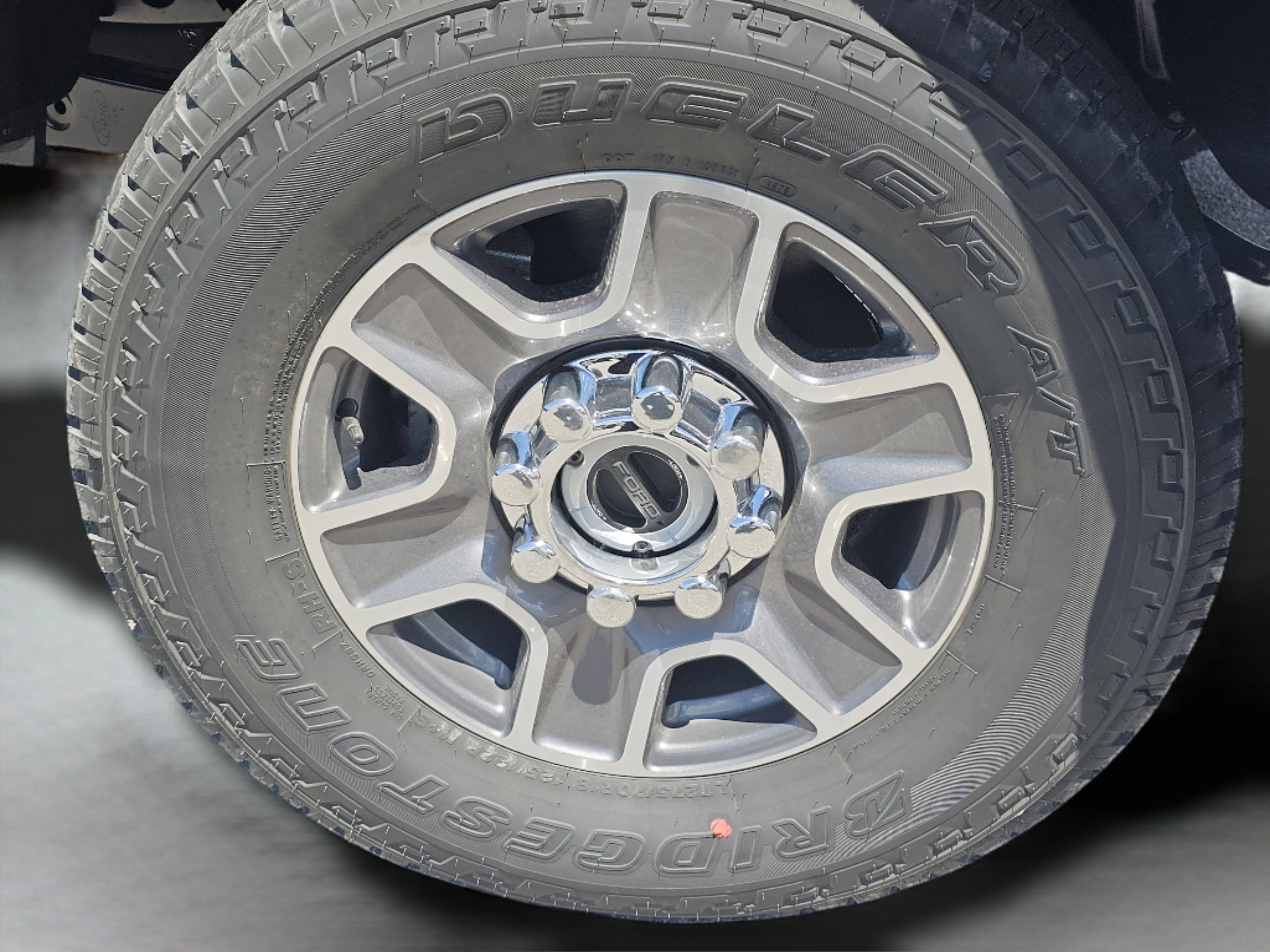 New 2026 Ford F350 Lariat AWD/4WD image 19
